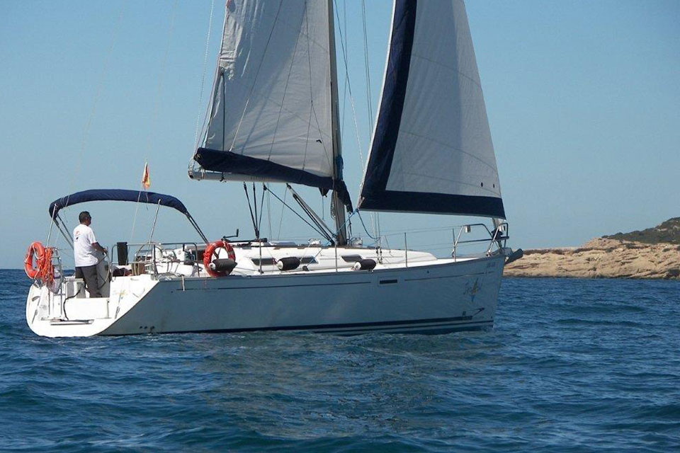 Alquiler Veleros Ibizazul 02